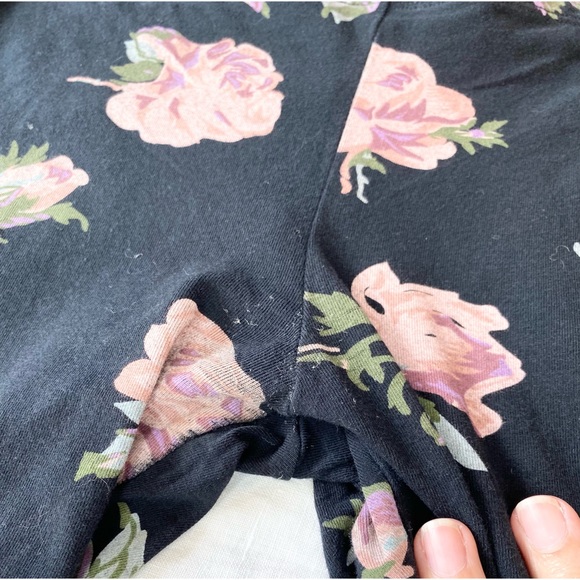 Aritzia Talula Floral Print Leggings - Picture 5 of 8